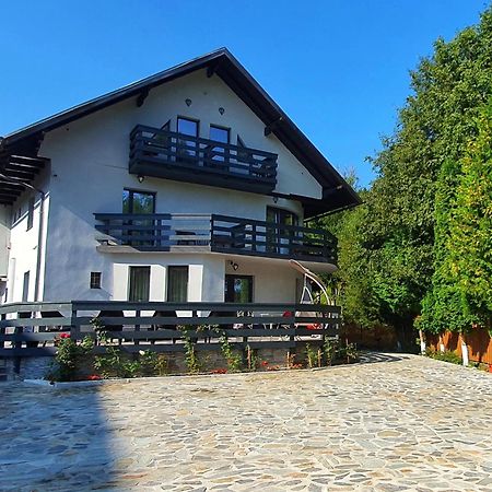Mery'S Home Bran  Exterior foto